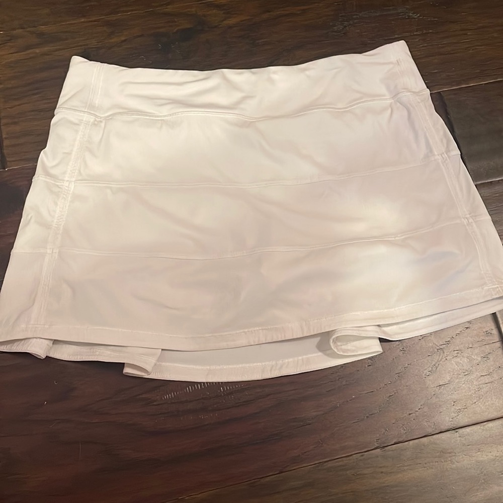 Lululemon Pace Rival White Skirt Size 8
